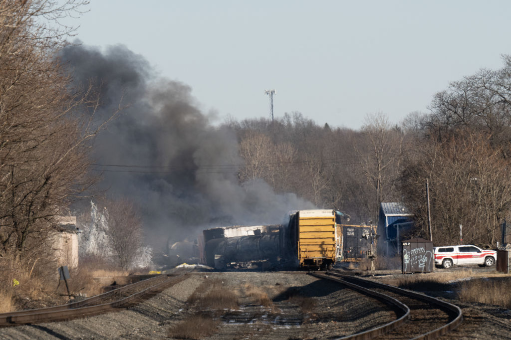 US-TRANSPORT-ACCIDENT-FIRE