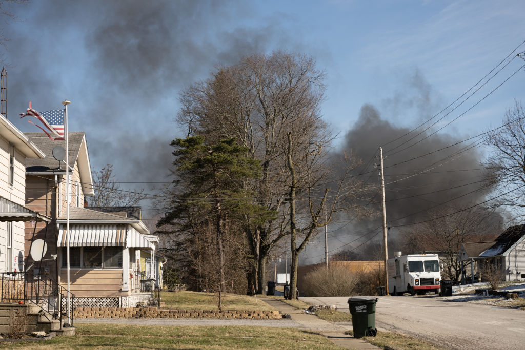 US-TRANSPORT-ACCIDENT-FIRE
