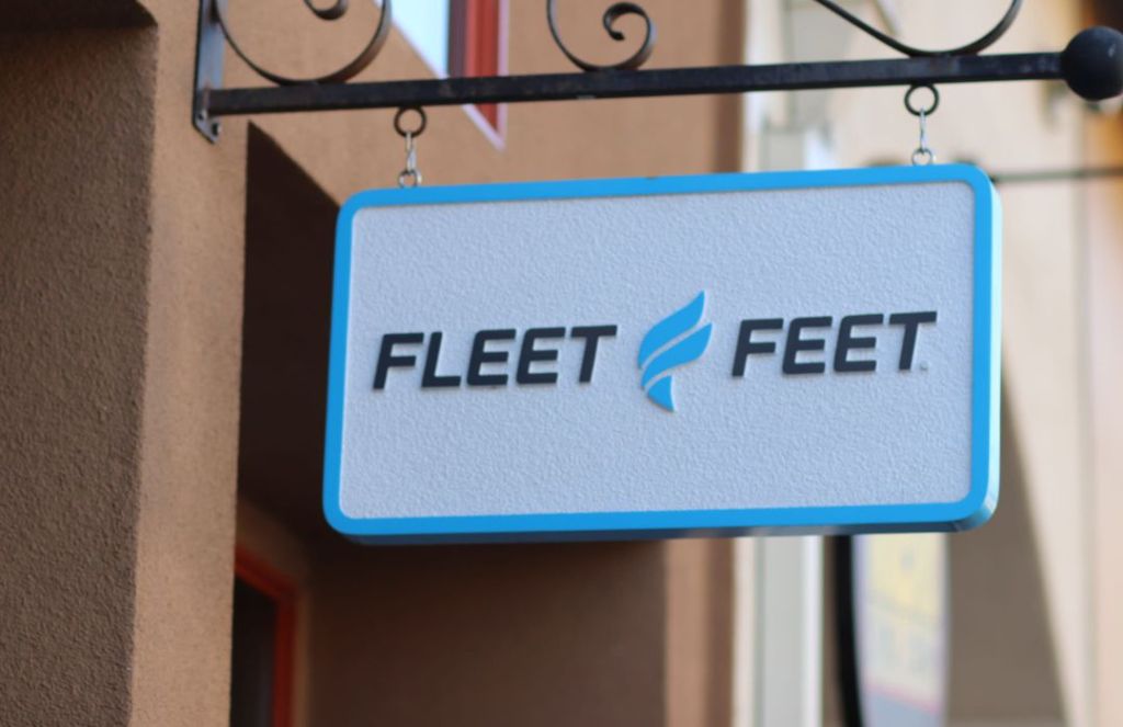 Fleet Feet Sign