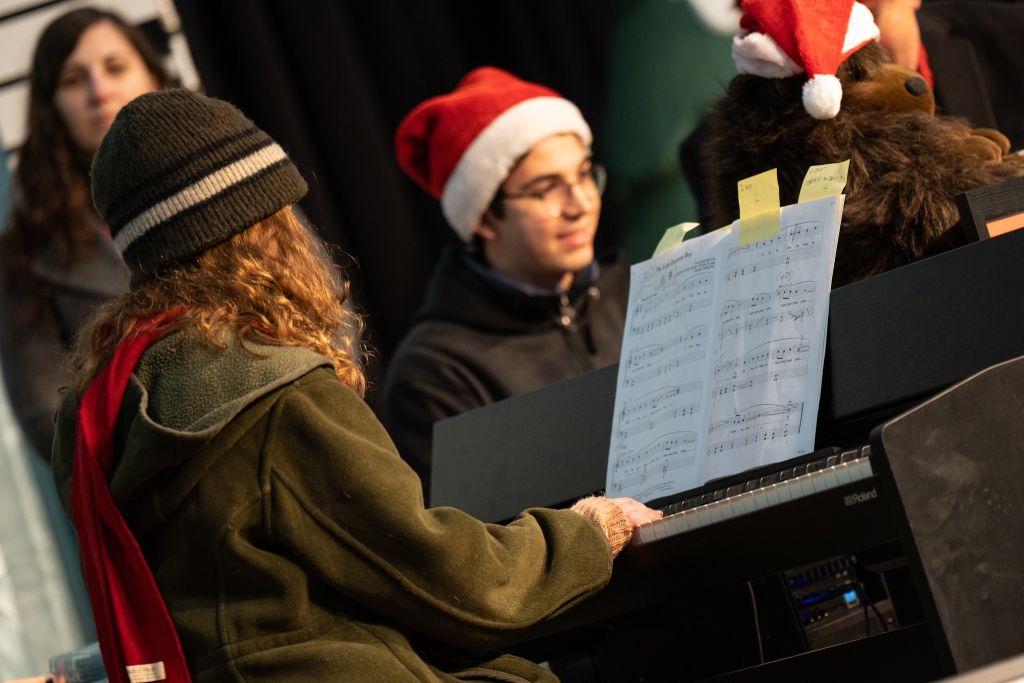 Columbus Zoo and Aquarium Sounds of the Season