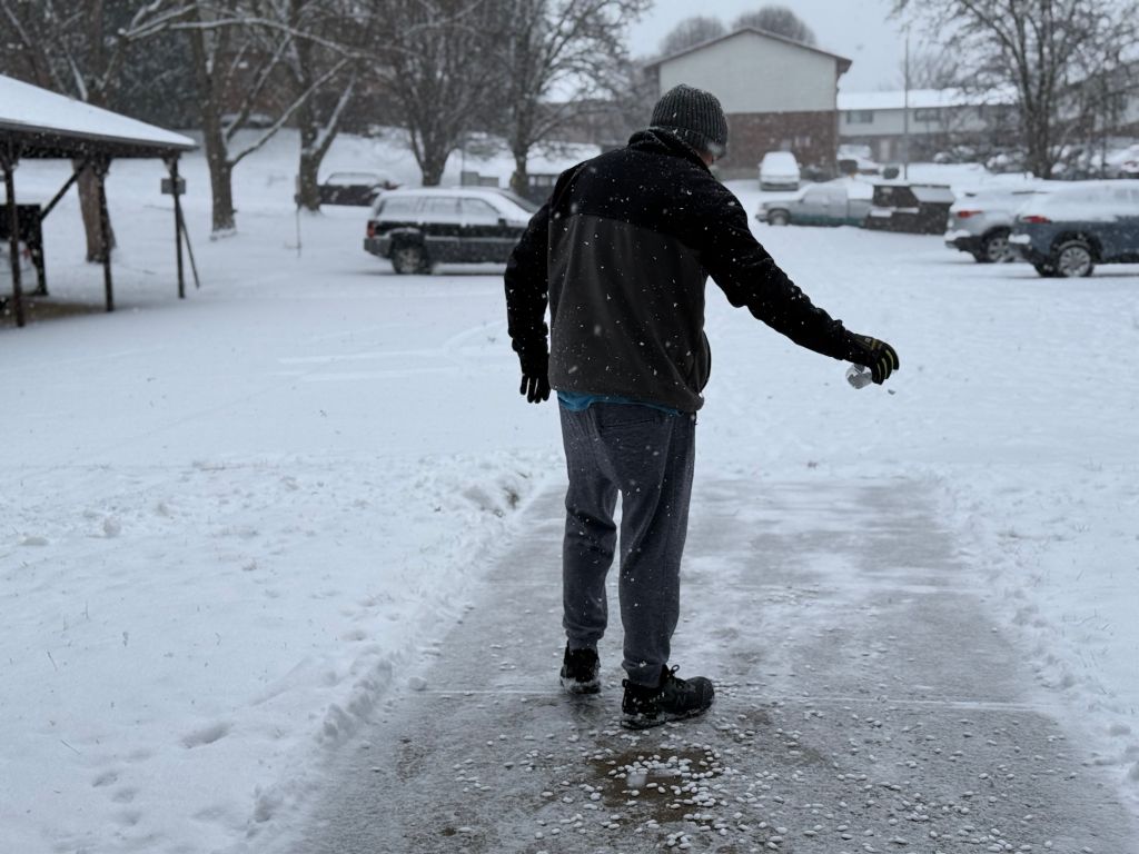 Fuerte nevada en oh-ky-ind_5 de enero de 2025