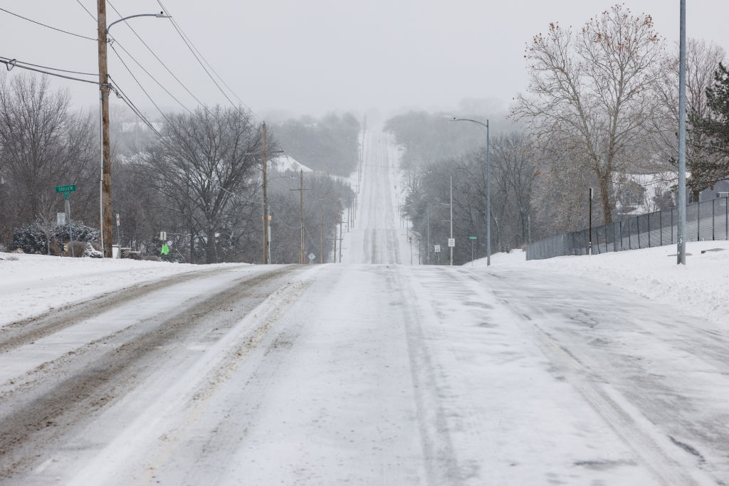 Winter Storm Brings Snow From Midwest To East Coast