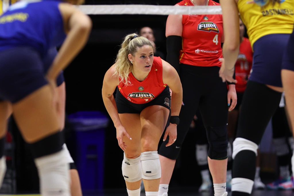 Columbus Fury__se aproxima temporada de voleibol femenino