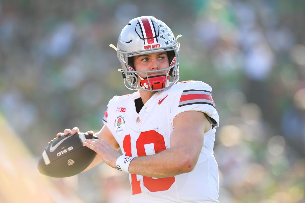 COLLEGE FOOTBALL: JAN 01 CFP Quarterfinal Rose Bowl Game - Ohio State vs Oregon