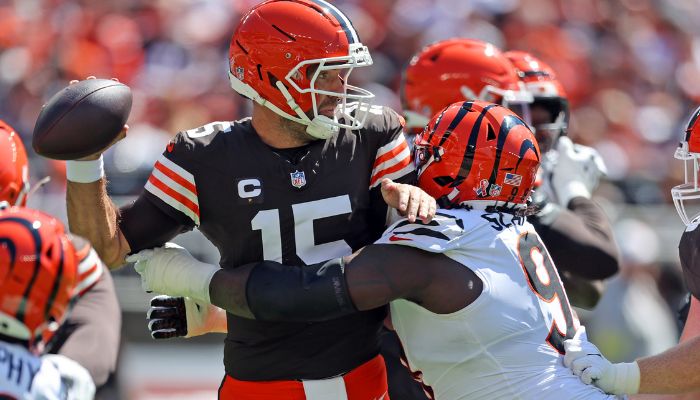 Bengals sorprenden y vencen a los Browns con defensa clave