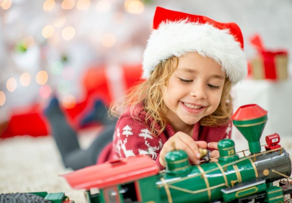 Centro de ciencias se transforma; ofrece viaje navideño al pasado
