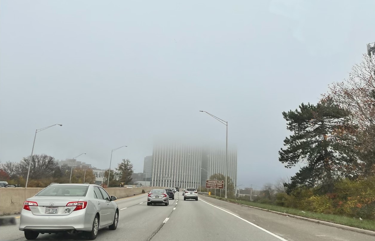 Lluvia y viento hoy; frío intenso y riesgo de hielo el viernes
