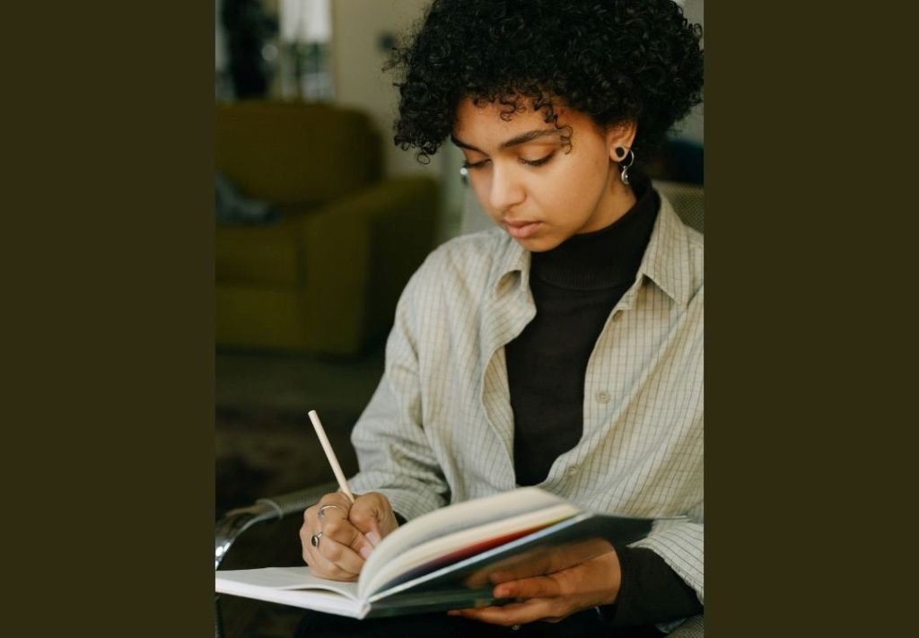 Concurso de redacción motiva creatividad para todas las edades