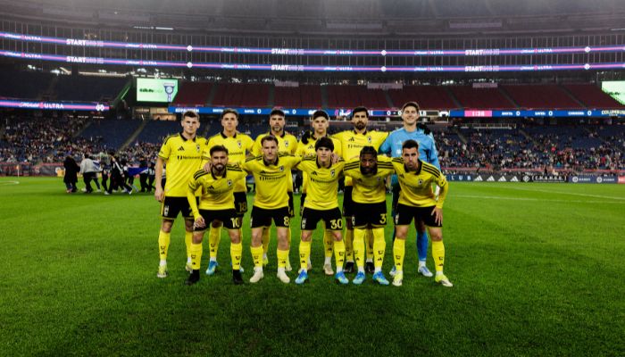 Diego Rossi hace historia en la derrota del Columbus Crew ante New England