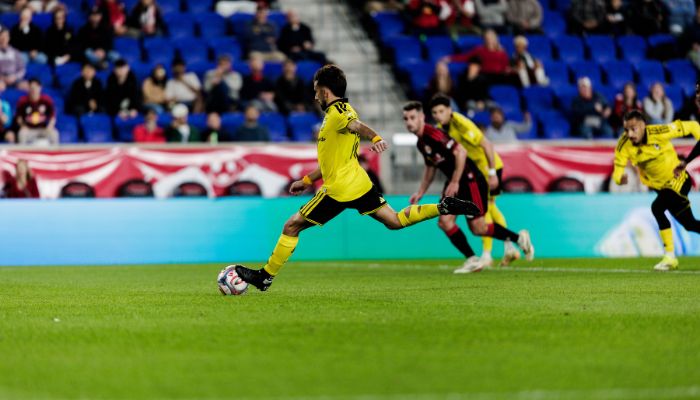 Columbus Crew cae 3-2 ante Red Bulls en Nueva York